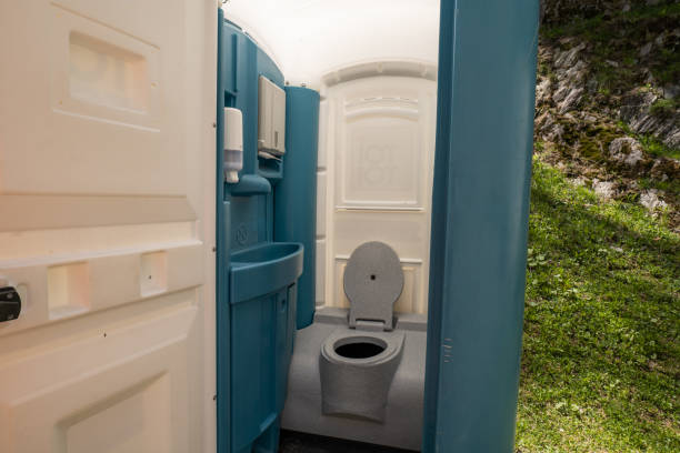 Portable bathroom rental in Ottumwa, IA